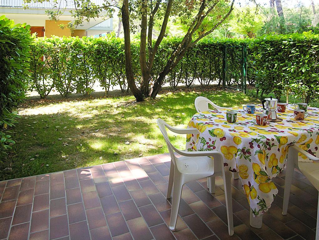 Apartment Gemini Con Piscina Бибионе Номер фото